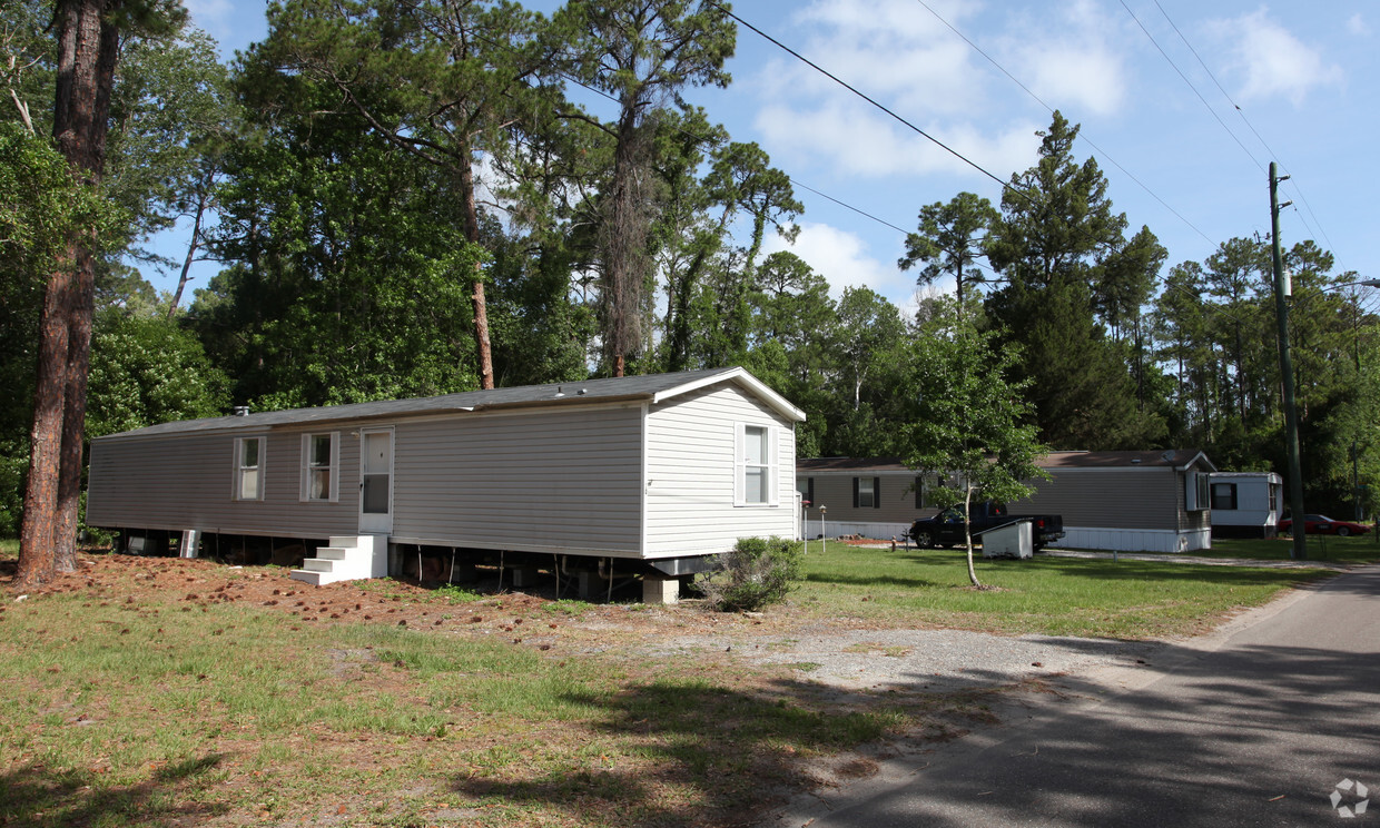 Primary Photo - 4529-4637 Alden St