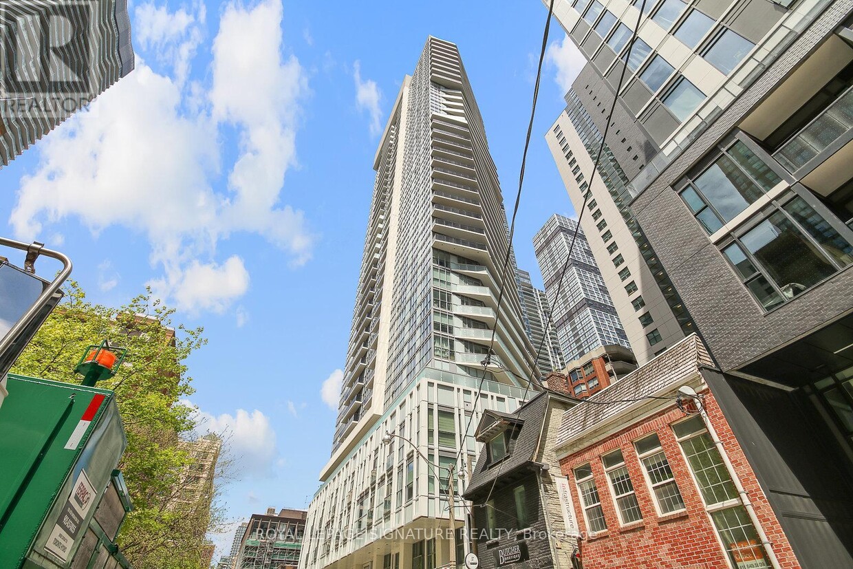 Photo principale - 77 Mutual St
