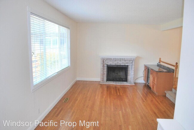 Foto del edificio - 4 br, 2.5 bath House - 14 Waterbury Place