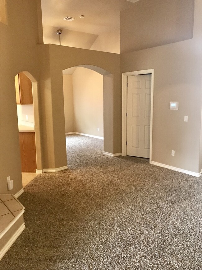 Building Photo - Wonderful Edmond Rental Home in Copper Creek