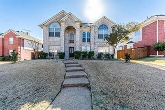 Building Photo - 1612 Chester Dr