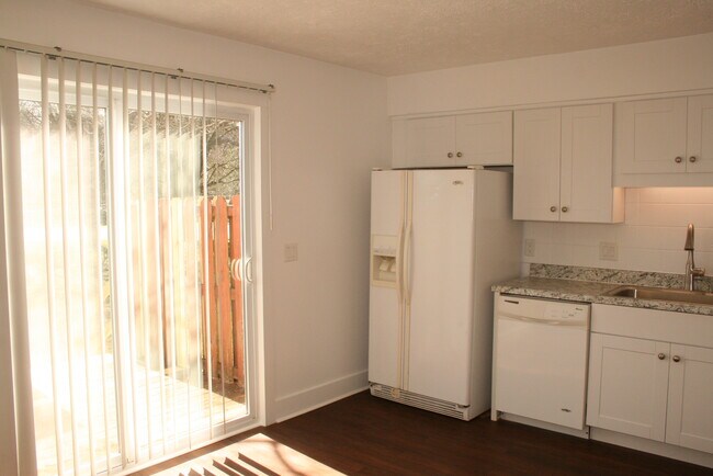 Foto del edificio - 402 S Timber Dr
