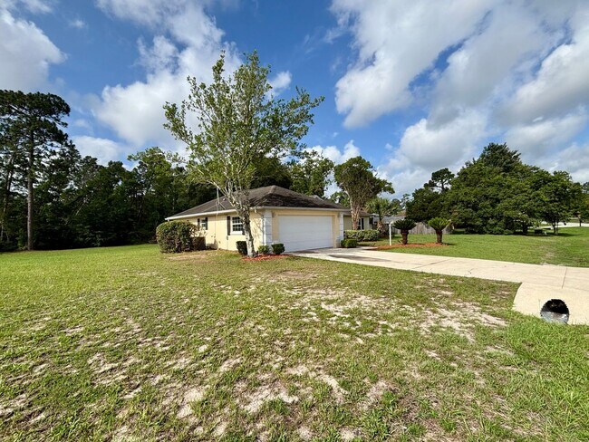 Foto del edificio - Emerald Point - Southwest Ocala | 3/2 1577 sqft