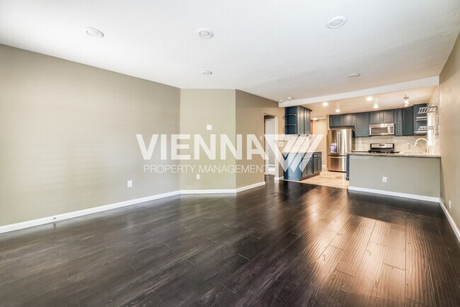 Foto del edificio - 5435 Kenneth Ave