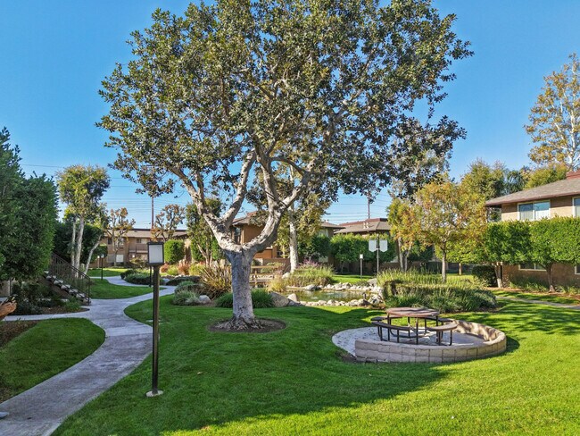 Apartamentos Casa Sierra en Riverside, CA. - Casa Sierra Apartment Homes