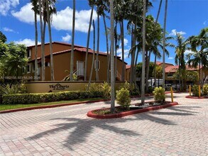 Building Photo - 15610 SW 80th St