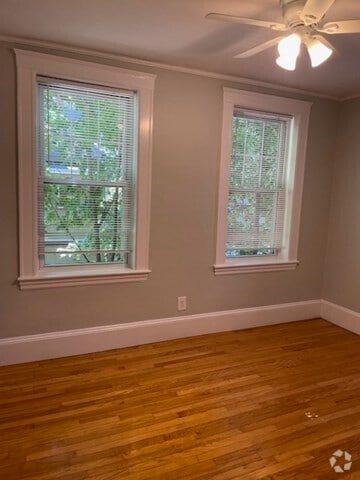 Building Photo - 156 Summer St