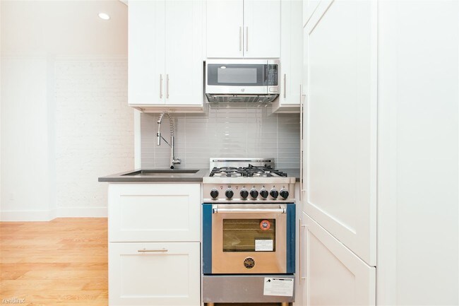 Building Photo - 311 Washington Ave