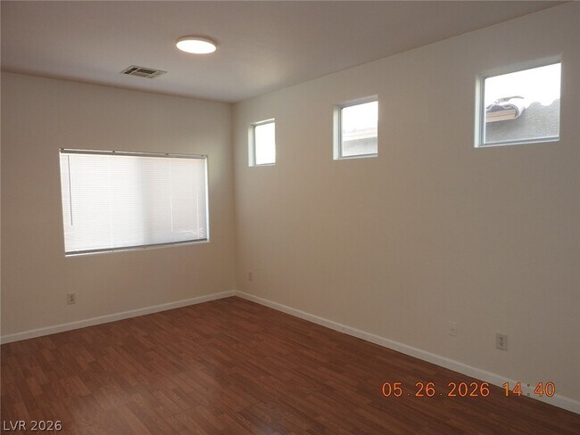 Foto del edificio - 3732 Stowe Creek Ave