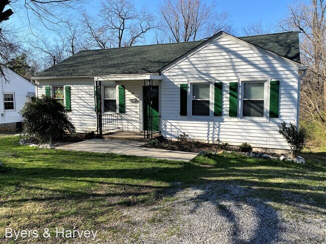 Building Photo - 3 br, 1 bath House - 735 Woodmont Blvd.