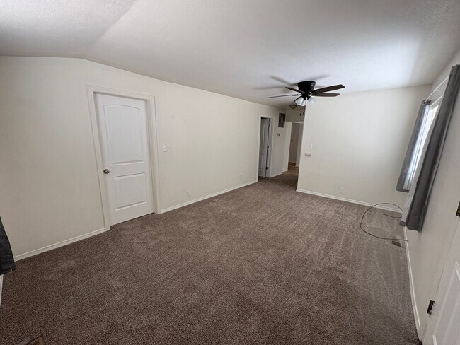 Foto del edificio - Home for Rent in Soap Lake