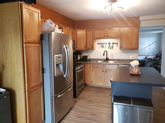Foto del edificio - 411 4th St NE