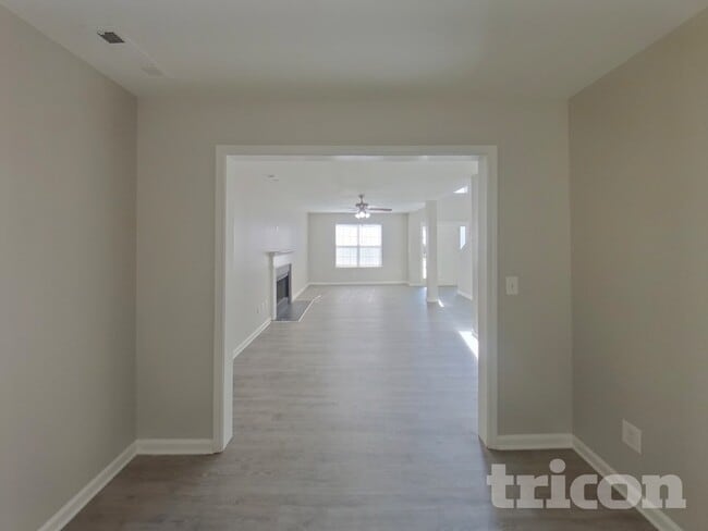 Foto del edificio - 1482 Kindred Cir NW