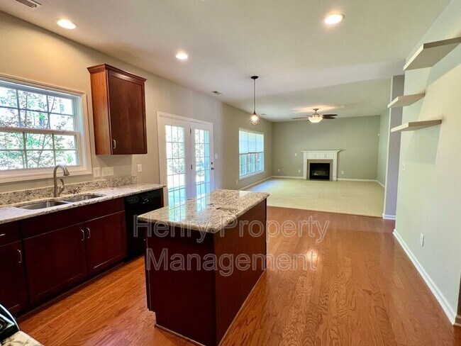 Building Photo - 517 Anchor Creek Way