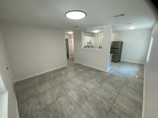 Foto del edificio - 6367 Metz Rd