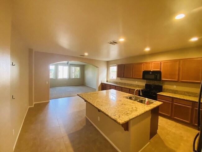 Building Photo - 40740 Ophir Canyon St