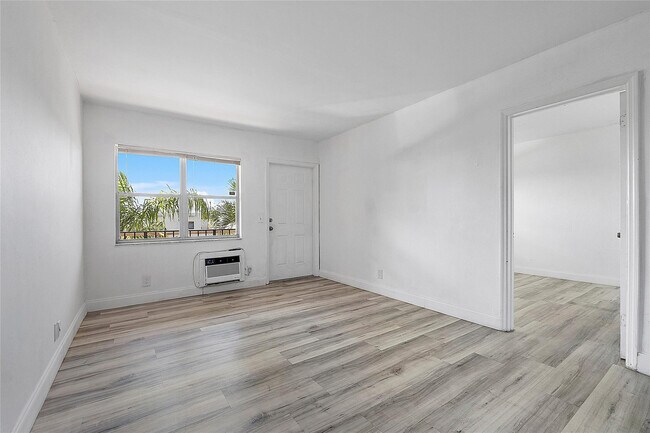 Foto del edificio - 1100 NE 9th Ave