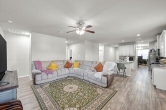 Building Photo - 2315 Strong Horse Dr