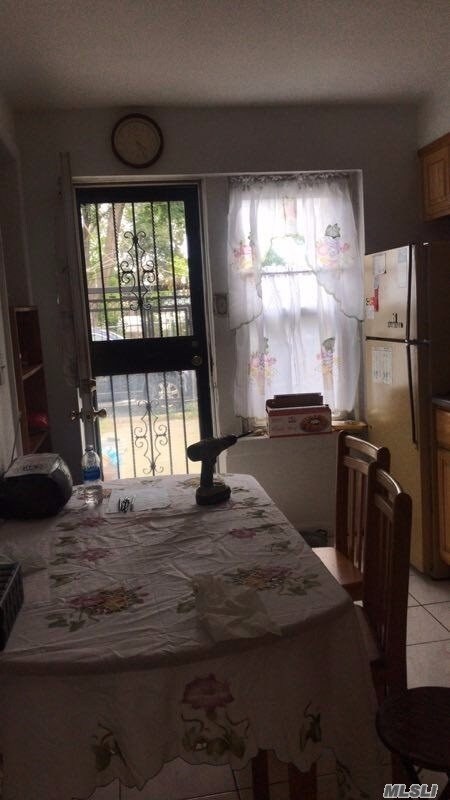 Foto del edificio - 79-25 Calamus Ave