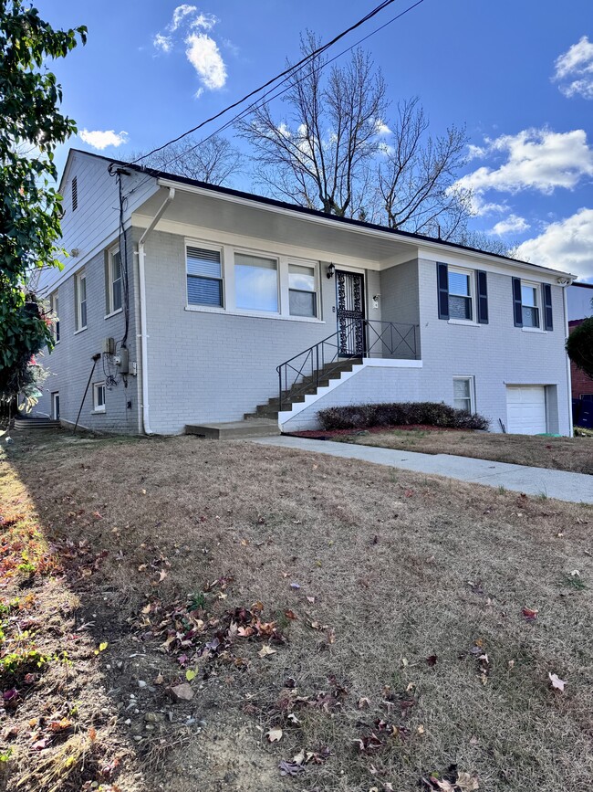 Front - 2409 Afton St House