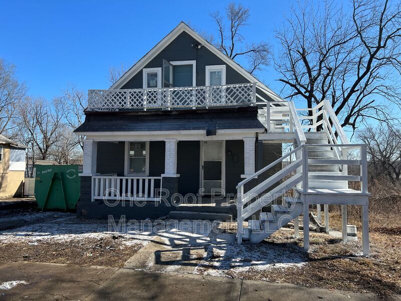 Foto principal - 923 Newton Ave
