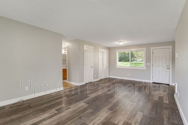 Foto del edificio - 8045 SW Thorn St