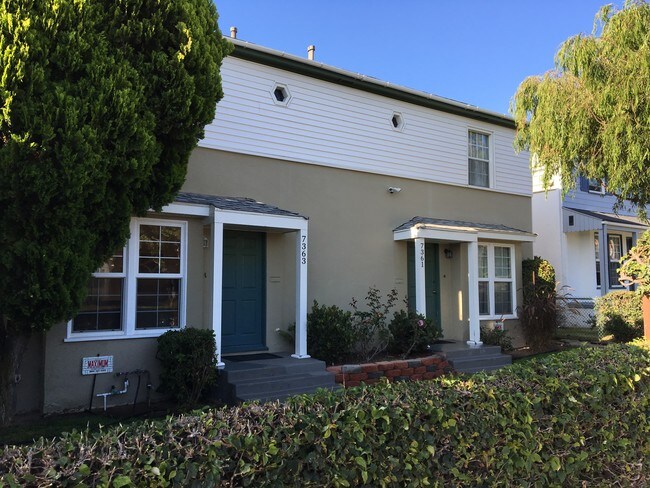 Foto del edificio - 7363 W Manchester Ave