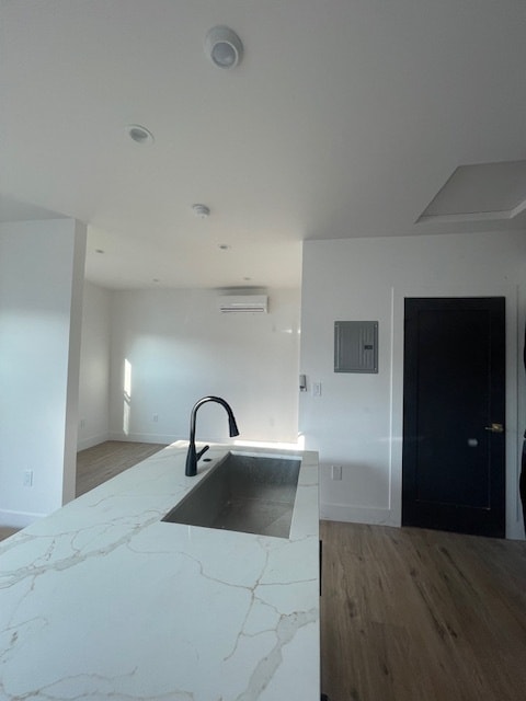 Building Photo - 1622 W 125th St