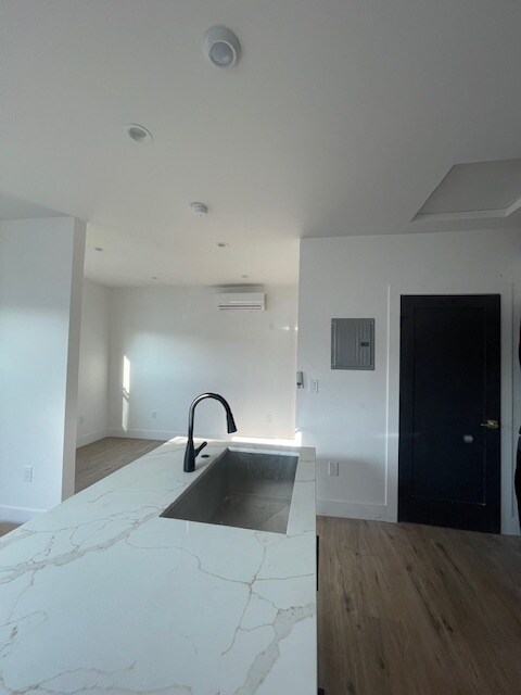 Foto del edificio - 1622 W 125th St