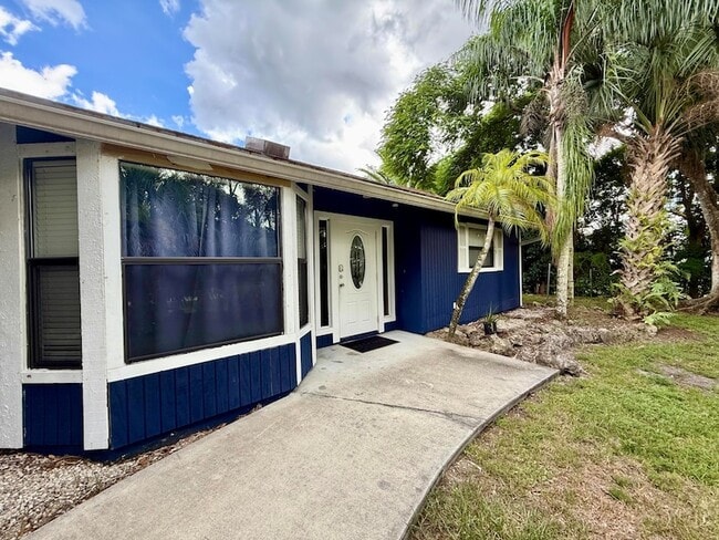 Building Photo - 15684 86th Way N
