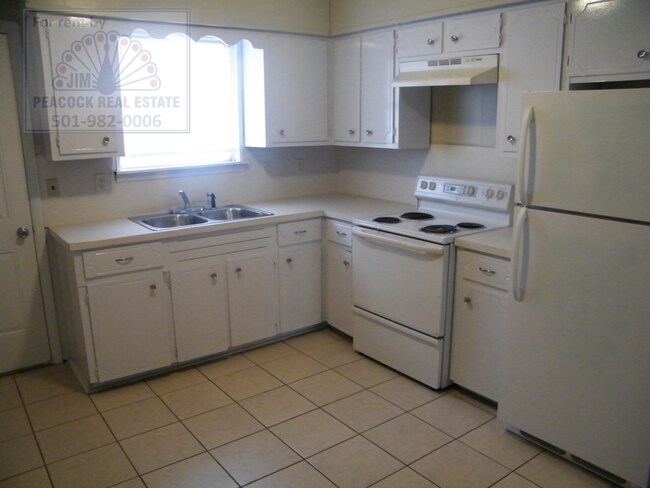 Foto del edificio - 3023-3023 Hines Dr