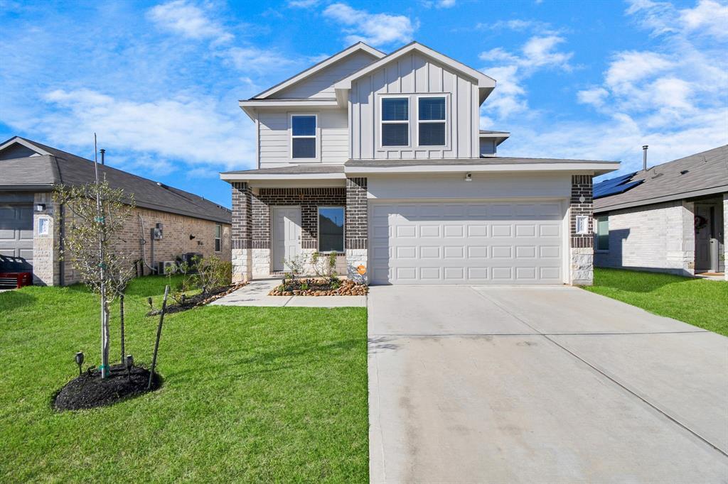 Foto principal - 5227 Castlebury Meadows Dr