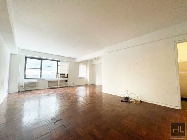 Foto del edificio - EAST 57 STREET