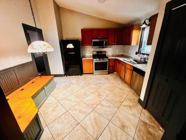 Foto del edificio - 3828 Bayside Psge NW