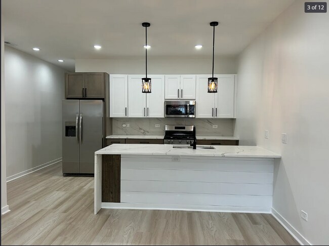 Foto del edificio - 1058 N Central Park Ave