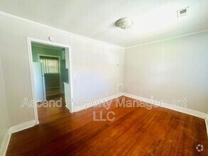 Building Photo - 5317 Spriggs St