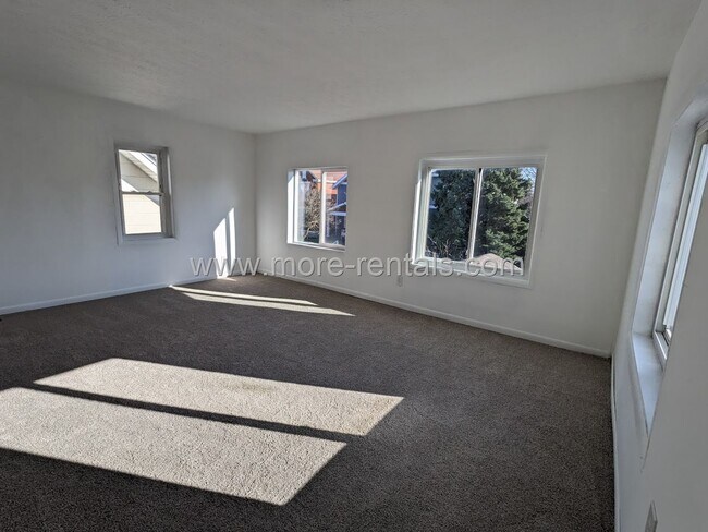 Foto del edificio - 546 E Jenkins Ave