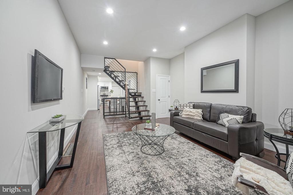 Foto principal - 2538 Turner St