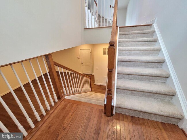 Building Photo - 43348 Old Ryan Rd