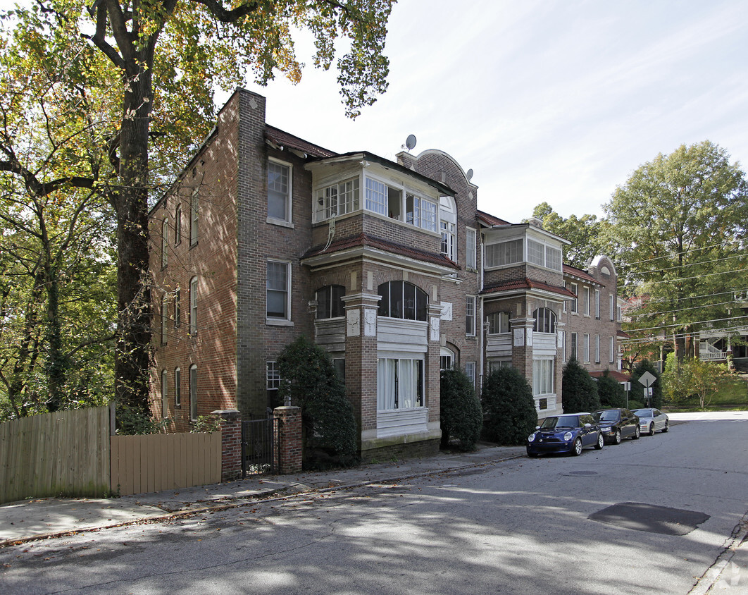 Building Photo - 461 N Highland Ave NE