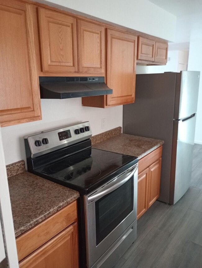 Building Photo - 8131 W Raven Dr