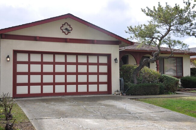 Building Photo - 2571 Gumdrop Dr