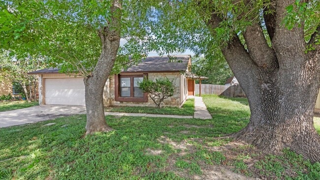 Building Photo - 7322 Mystery Ridge Dr