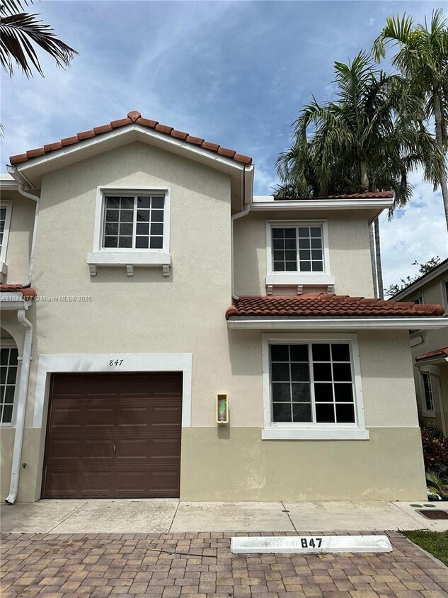 Primary Photo - 20901 NW 14th Pl