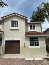 Building Photo - 20901 NW 14th Pl