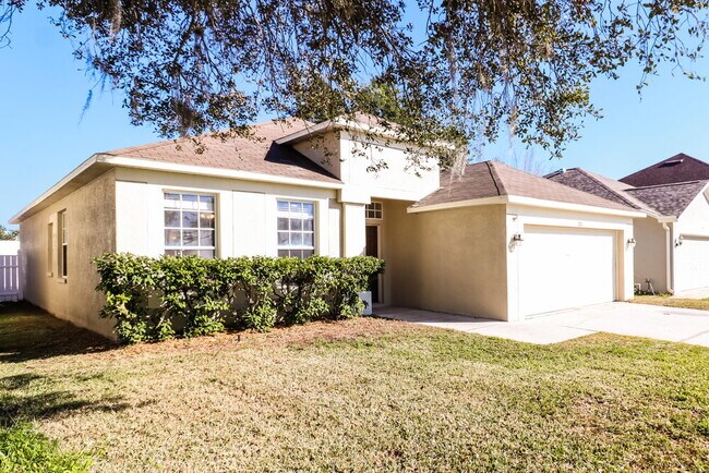 Building Photo - 1231 Loretto Cir