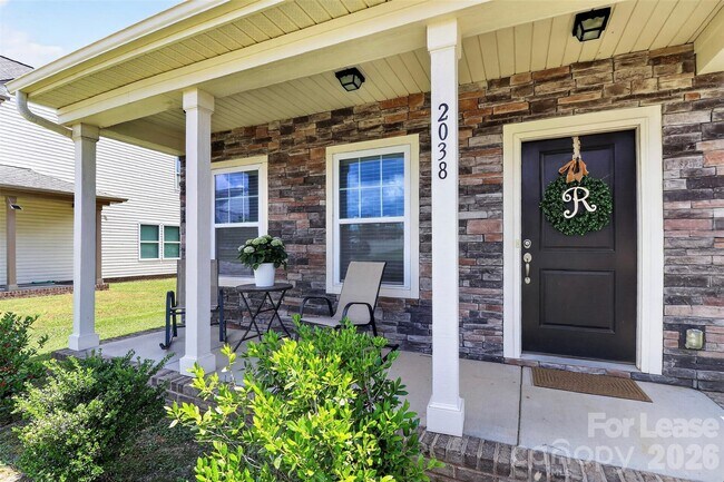 Foto del edificio - 2038 Eddie Massey Ln
