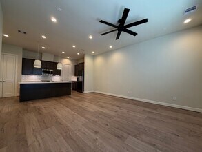 Building Photo - 5915 Haring Ln