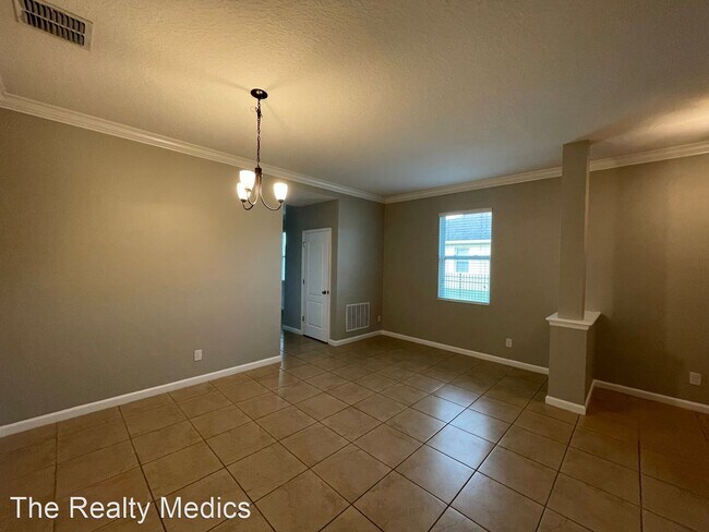 Building Photo - 4 br, 2 bath House - 3256 Stratton Circle