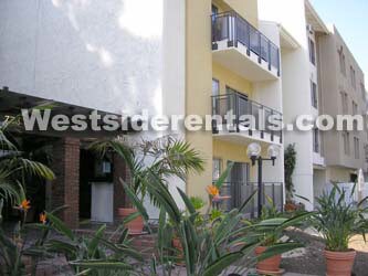 Foto principal - 733 N Kings Rd